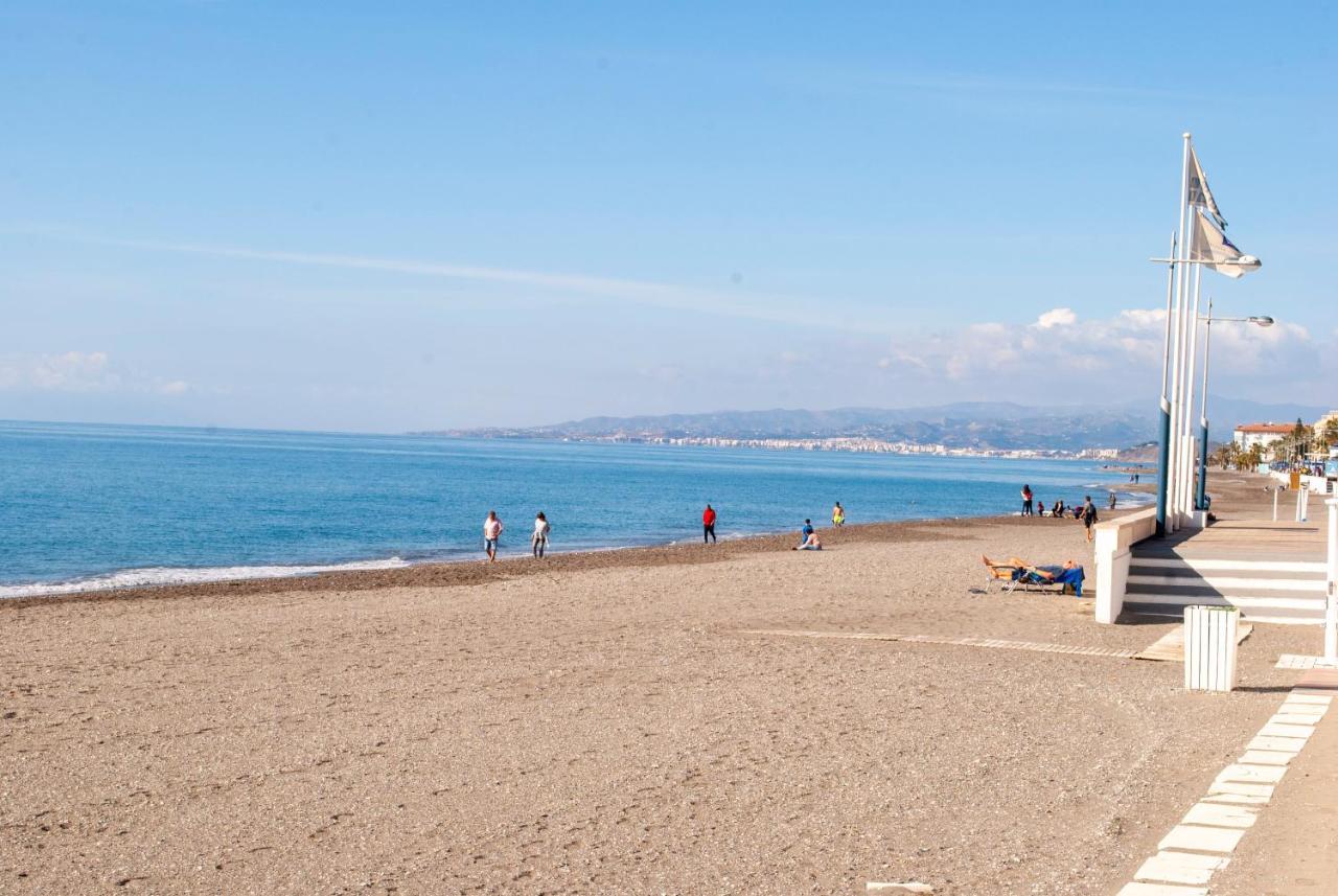Apartamento Frente Al Mar Torrox Luaran gambar