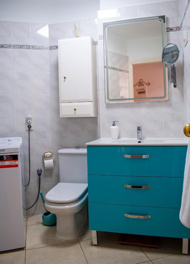 Apartamento Frente Al Mar Torrox Luaran gambar