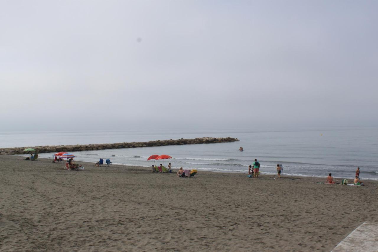 Apartamento Frente Al Mar Torrox Luaran gambar