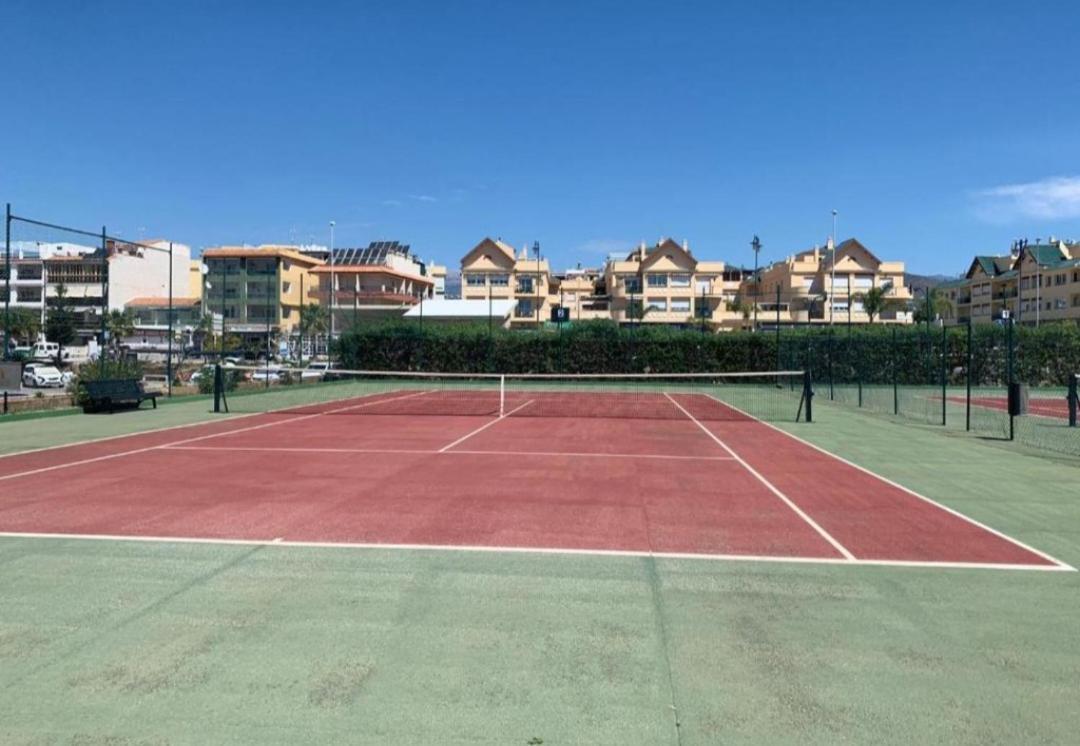 Apartamento Frente Al Mar Torrox Luaran gambar